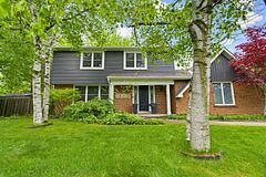 1390 Peerless Court, Oakville, ON L6H 3A4