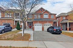 8 Martree Crescent, Brampton, ON L6V 4R2