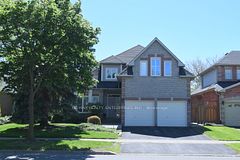 2158 Country Club Drive, Burlington, ON L7M 4B1