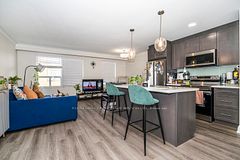 2637 Keele Street E 9, Toronto, ON M6L 2P2