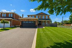 2 Pebble Beach Court, Brampton, ON L6S 4E9