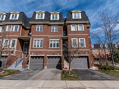 435 Hensall Circle 29, Mississauga, ON L5A 4P1