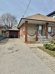 36 Ashmore Avenue Lower, Toronto, ON M8Z 4C4