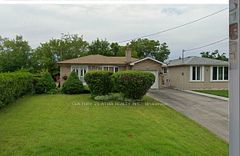 3 Lamberton Boulevard, Toronto, ON M3J 1G3