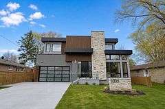 1235 Whittington Road, Mississauga, ON L5J 3J8