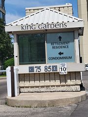 75 King Street E PH2, Mississauga, ON L5A 4G5