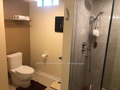 4833 Wild Rose Street Basement Apartment, Mississauga, ON L5M 5M8
