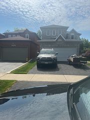 3372 Bobwhite Mews, Mississauga, ON L5N 6E7