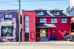2261 Dundas Street W, Toronto, ON M6R 1X6