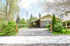 19 Eriksdale Road, Toronto, ON M9C 2B8