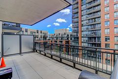 36 via bagnato 729, Toronto, ON M6A 0B7