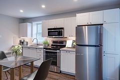18 Anglesey Boulevard 203, Toronto, ON M9A 3B3