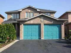 24 Arborview Crescent Upper, Toronto, ON M9W 7B3