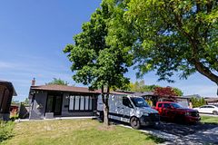 654 Eaglemount Crescent Basement, Mississauga, ON L5C 1N9