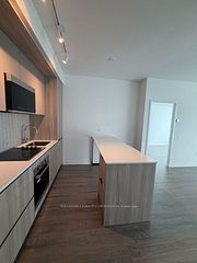 2485 Eglinton Avenue W 1304, Mississauga, ON L5M 2T1