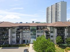 570 Lolita Gardens 332, Mississauga, ON L5A 0A1