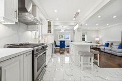 37 Cathy Jean Crescent, Toronto, ON M9V 4T2