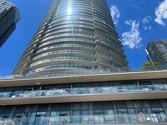 2230 Lake Shore Boulevard W 403, Toronto, ON M8V 0B2