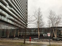 103 The Queensway N/A 715, Toronto, ON M6S 5B3