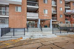 3025 The credit woodlands Drive 109, Mississauga, ON L5C 2V3