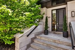 1195 Gooseberry Lane 301, Mississauga, ON L5G 0B7