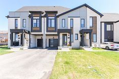 3523 Post Road, Oakville, ON L6H 7W5