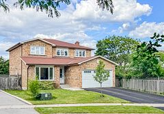 29 Roslo Court, Oakville, ON L6H 4S1