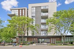70 Port Street E 607, Mississauga, ON L5G 4V8