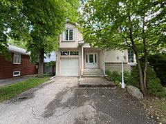 27 Shadwick Drive, Toronto, ON M9R 2V6