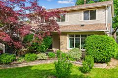 2643 Spruce Needle Drive, Mississauga, ON L5L 1M8