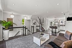 5035 Oscar Peterson Boulevard 9, Mississauga, ON L5M 0P4