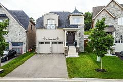 24 Foxtail Court, Halton Hills, ON L7G 6N7