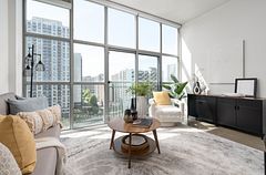2 Fieldway Road 1016, Toronto, ON M8Z 0B9