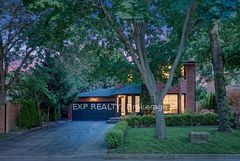1158 Campbell Court, Burlington, ON L7S 1Z8