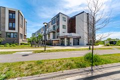 155 Downsview Park Boulevard 204, Toronto, ON M3K 0E3