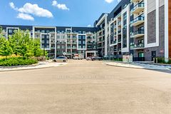 128 Grovewood Common 403, Oakville, ON L6H 0X3