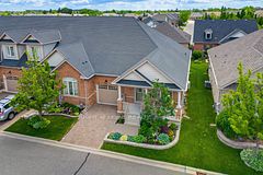 39 Lacorra Way, Brampton, ON L6R 3P2