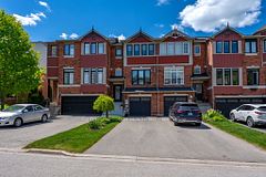 6 Grey Owl Run, Halton Hills, ON L7G 5Z7