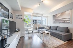 20 Joe Shuster Way 1208, Toronto, ON M6K 0A3