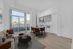 270 Dufferin Street 213, Toronto, ON M6K 0H8