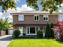 19 Davelayne Road, Toronto, ON M9M 2A6