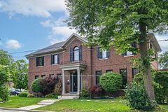 32 Jopling Avenue N, Toronto, ON M9B 4E7