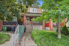 122 Ascot Avenue, Toronto, ON M6E 1G2