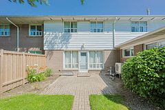160 Carsbrooke Road 20, Toronto, ON M9C 1G9
