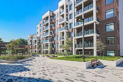 135 Canon Jackson Drive 505, Toronto, ON M6M 0C3