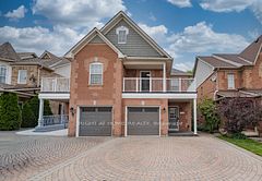 1133 Hickory Hollow Glen, Mississauga, ON L5W 1J4