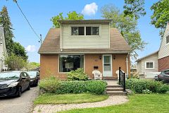 14 Heslop Drive, Toronto, ON M8W 4R1