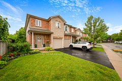 2229 Walkers Line 24, Burlington, ON L7M 4X4
