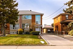 16 Martini Drive, Toronto, ON M6M 4X5