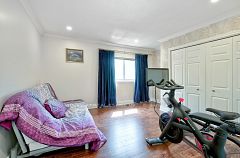 2314 Belyea Street, Oakville, ON L6L 1N6